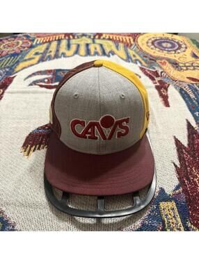 Cleveland Cavaliers NBA Hardwood Classics New Era 9FIFTY Snapback Hat Cap OSFA